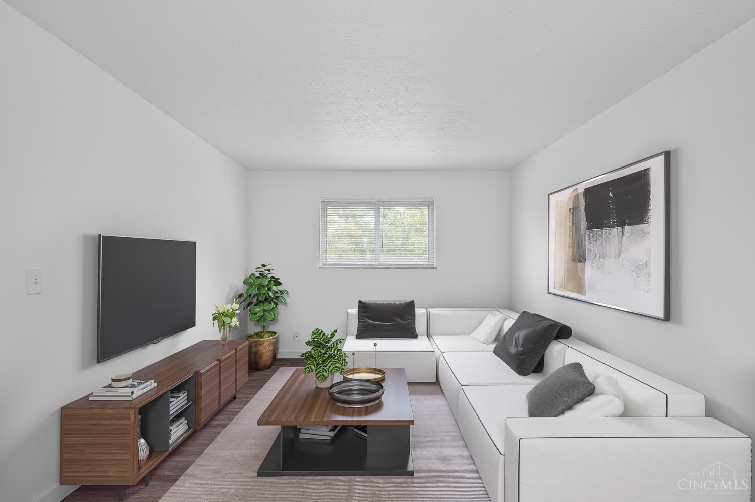 2636 Stanton Avenue – photo 2
