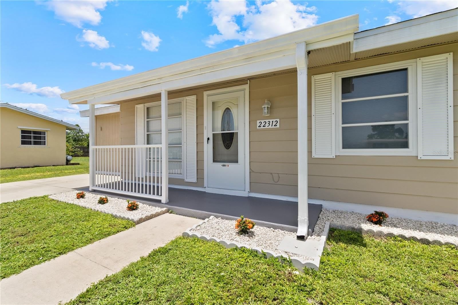 22312 LASALLE Road – photo 4