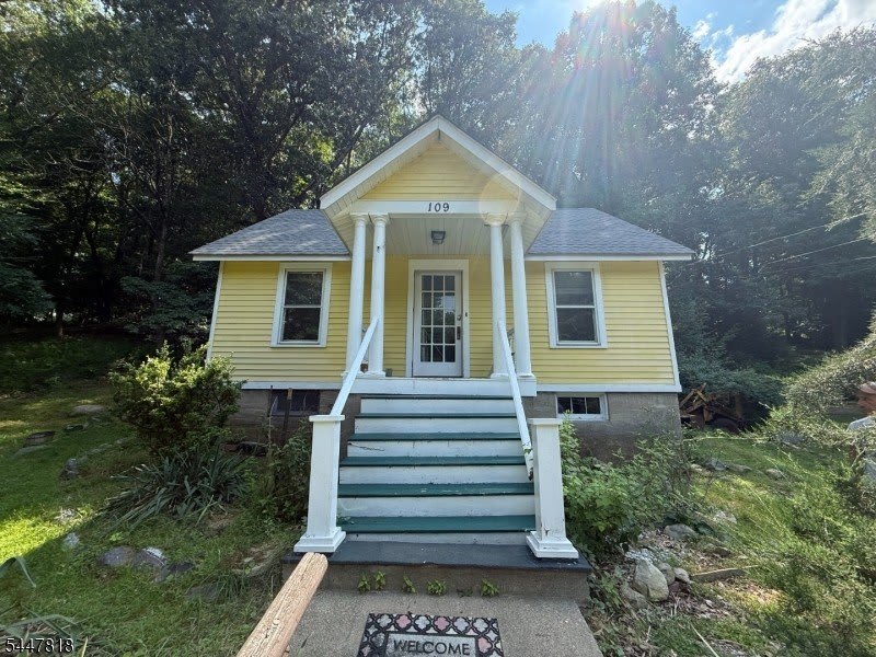 109 Carey Ave – photo 1