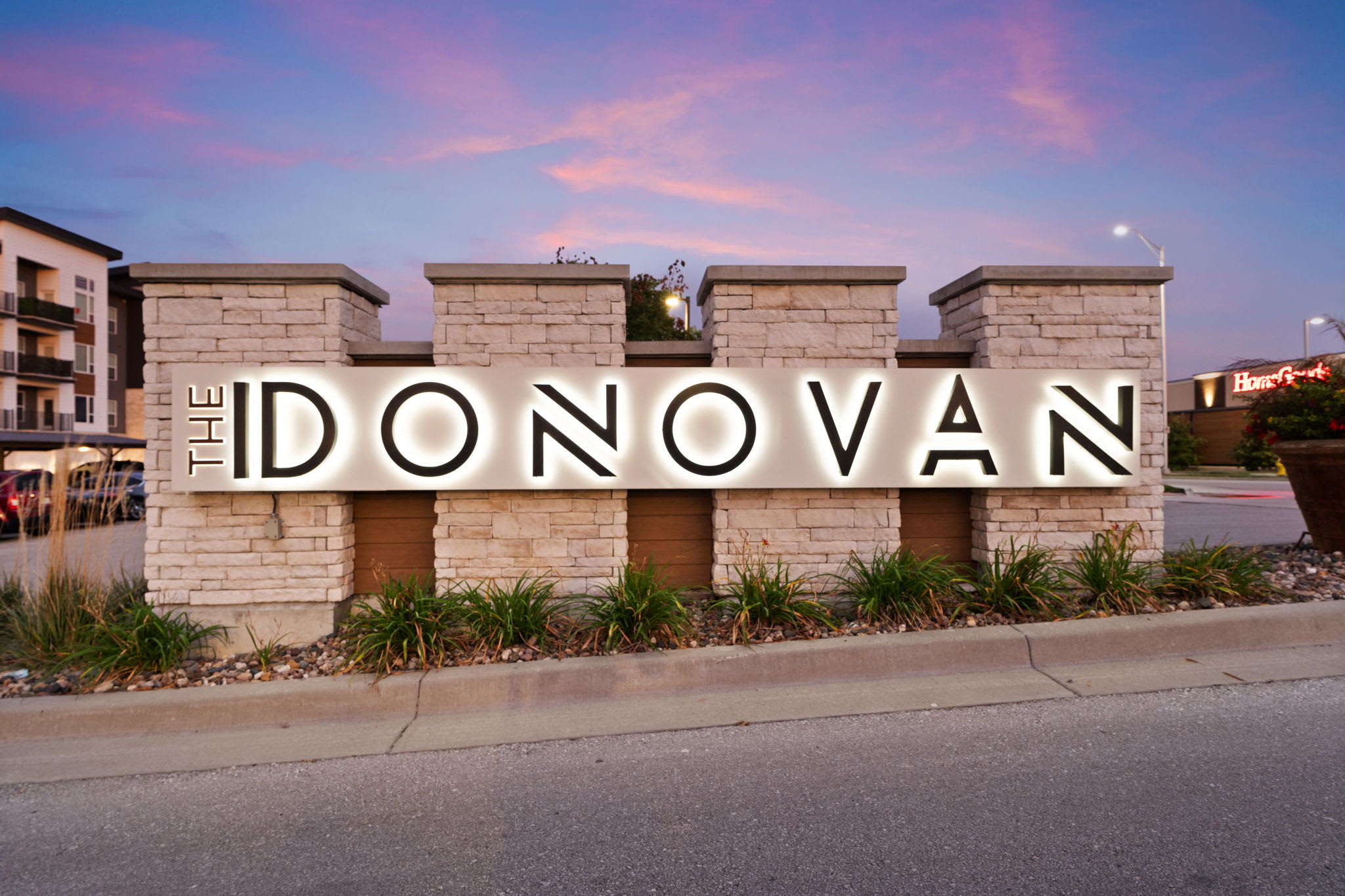 The Donovan – photo 1