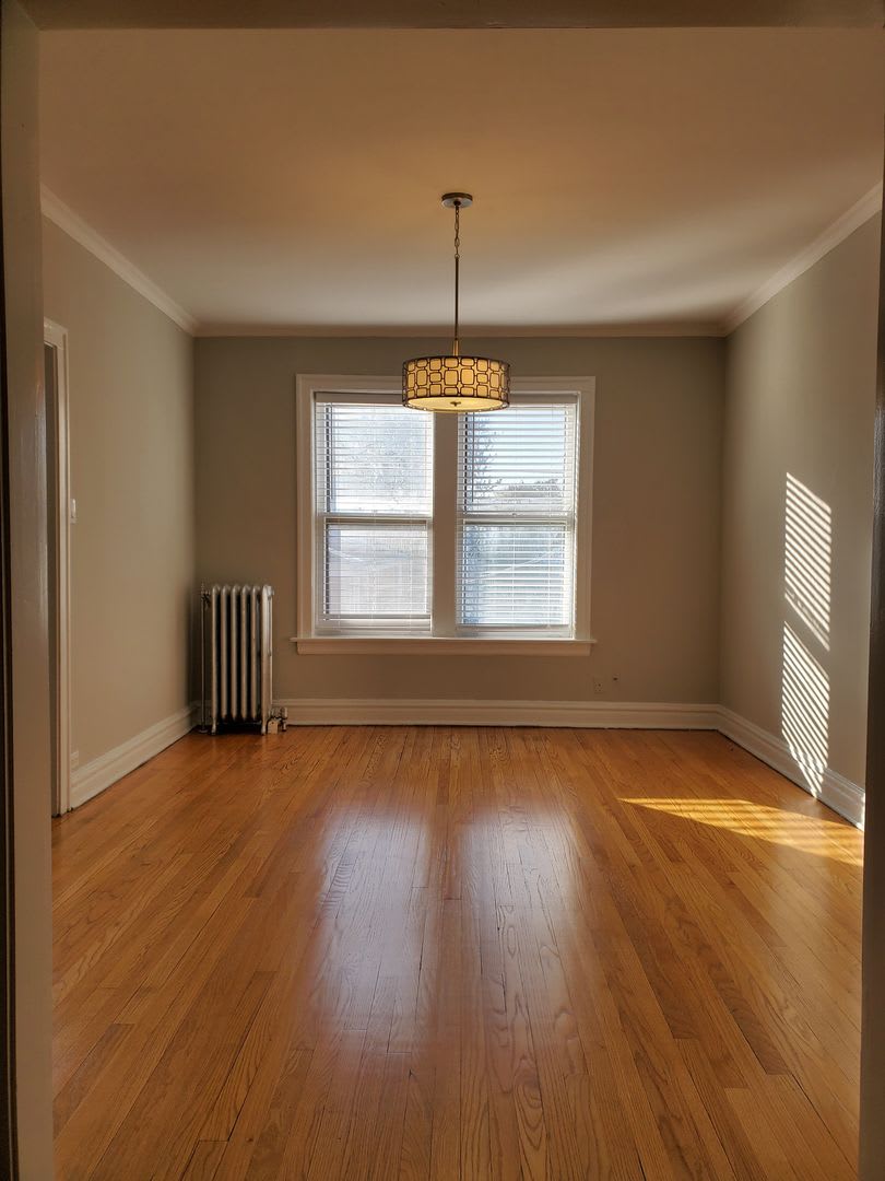 1619 W Thome Ave – photo 3