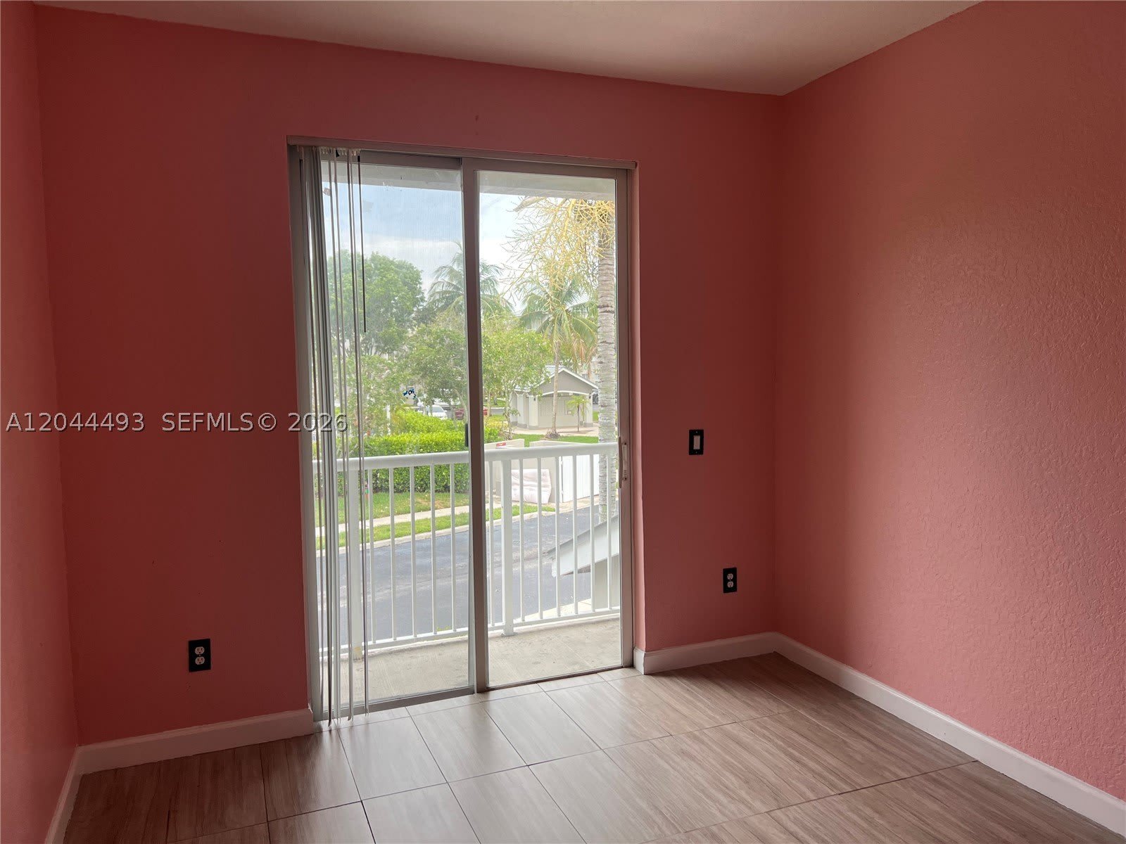 2313 Shoma Ln – photo 4
