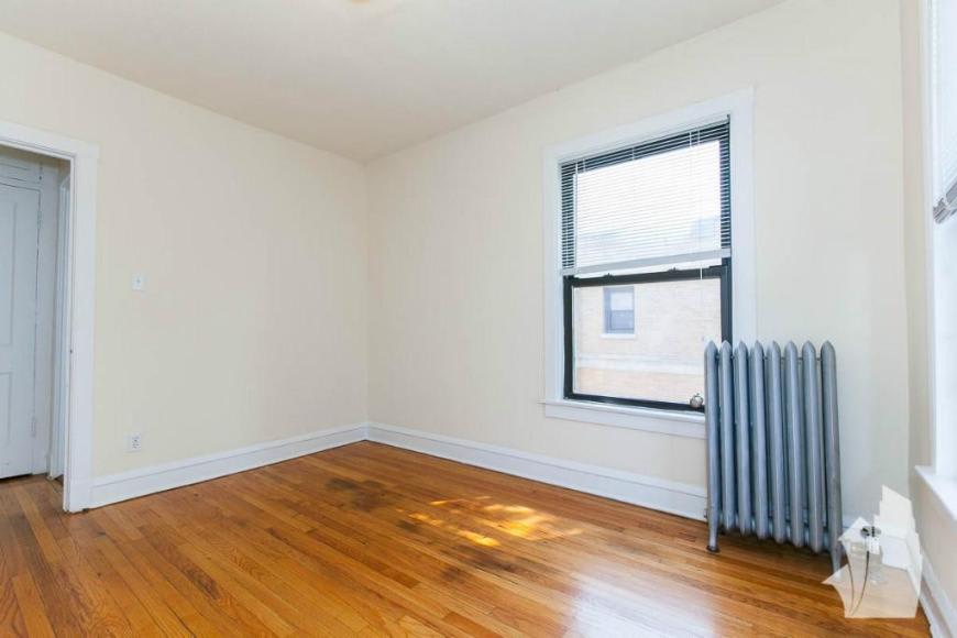 2649 North Spaulding Ave. – photo 2
