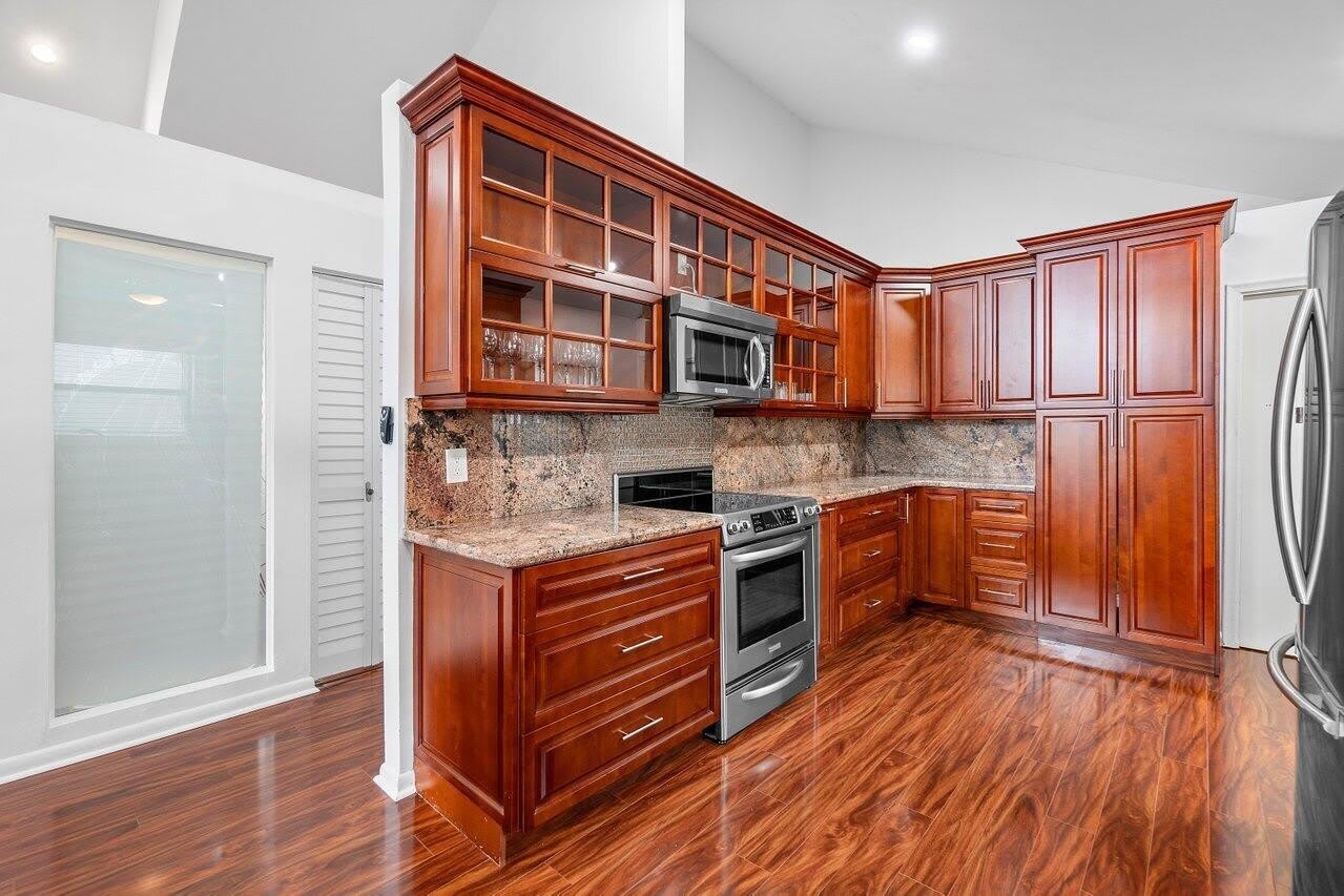 5236 Via De Amalfi Drive – photo 4