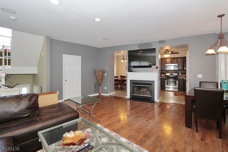 1408 Norwood Way – photo 4