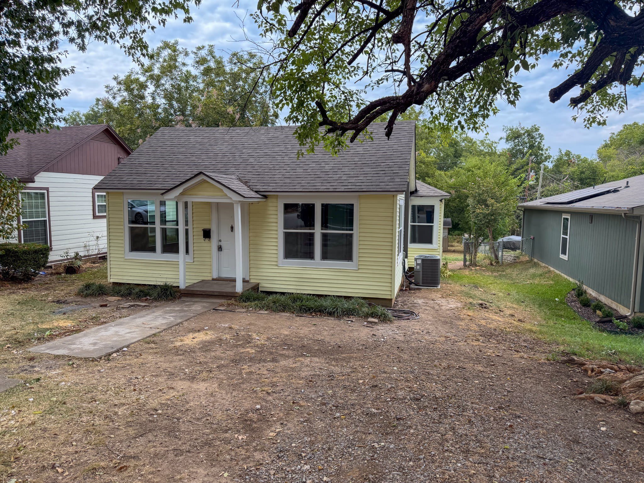1527 W Gandy Street – photo 2