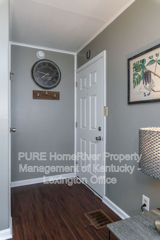 317 Mockingbird Lane – photo 3