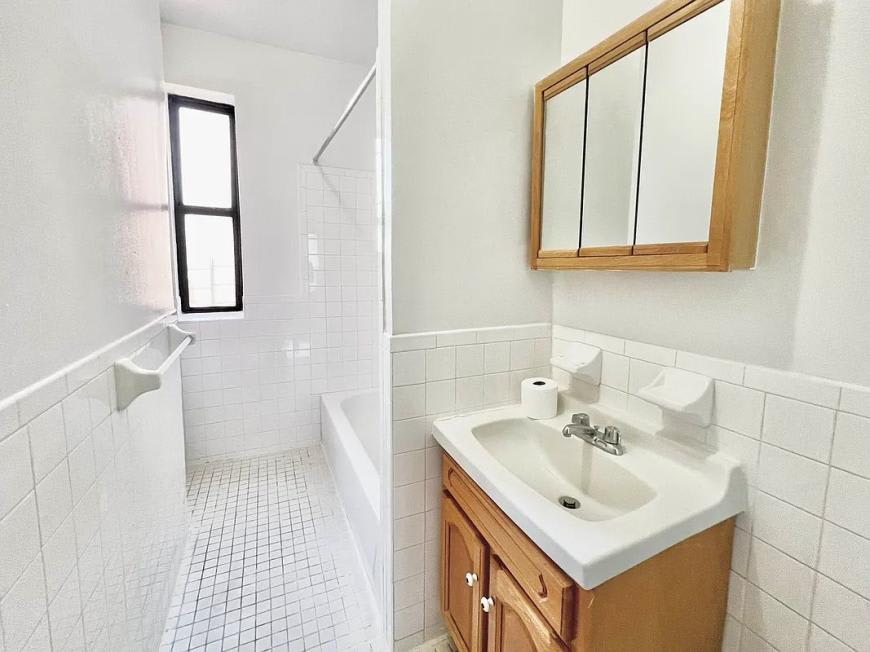 402 East 162nd Street – photo 4