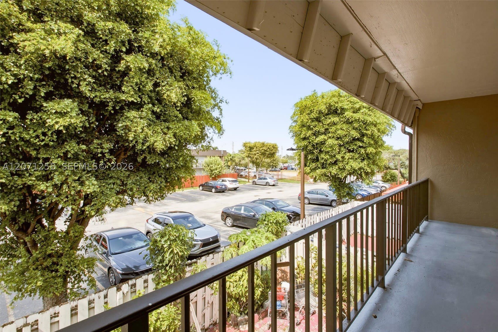 810 SW 129th Pl – photo 4