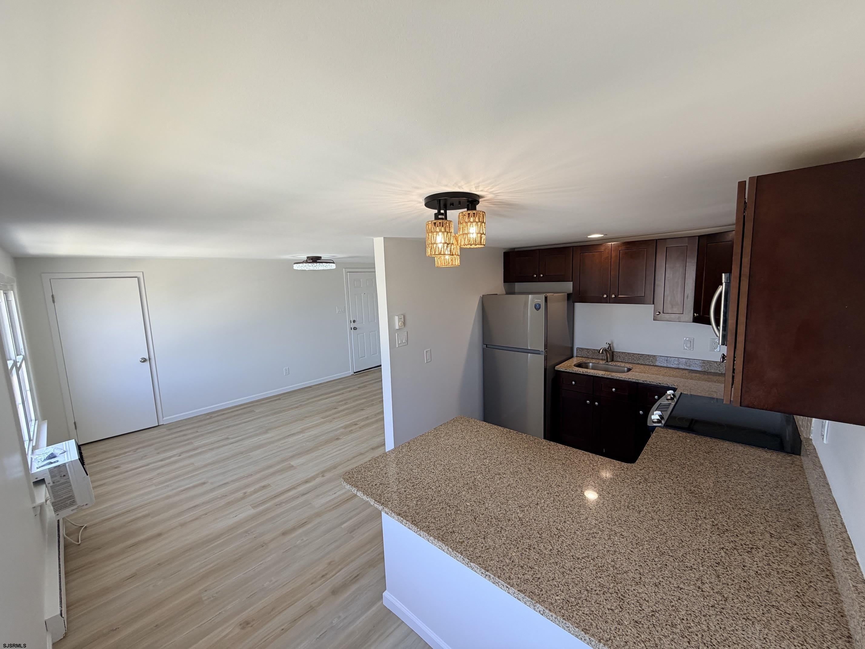 3200 W Brigantine Ave – photo 3