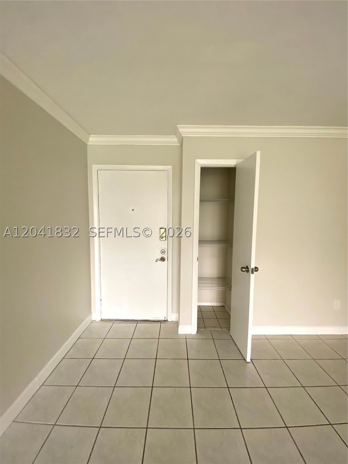 9280 FONTAINEBLEAU BL – photo 5