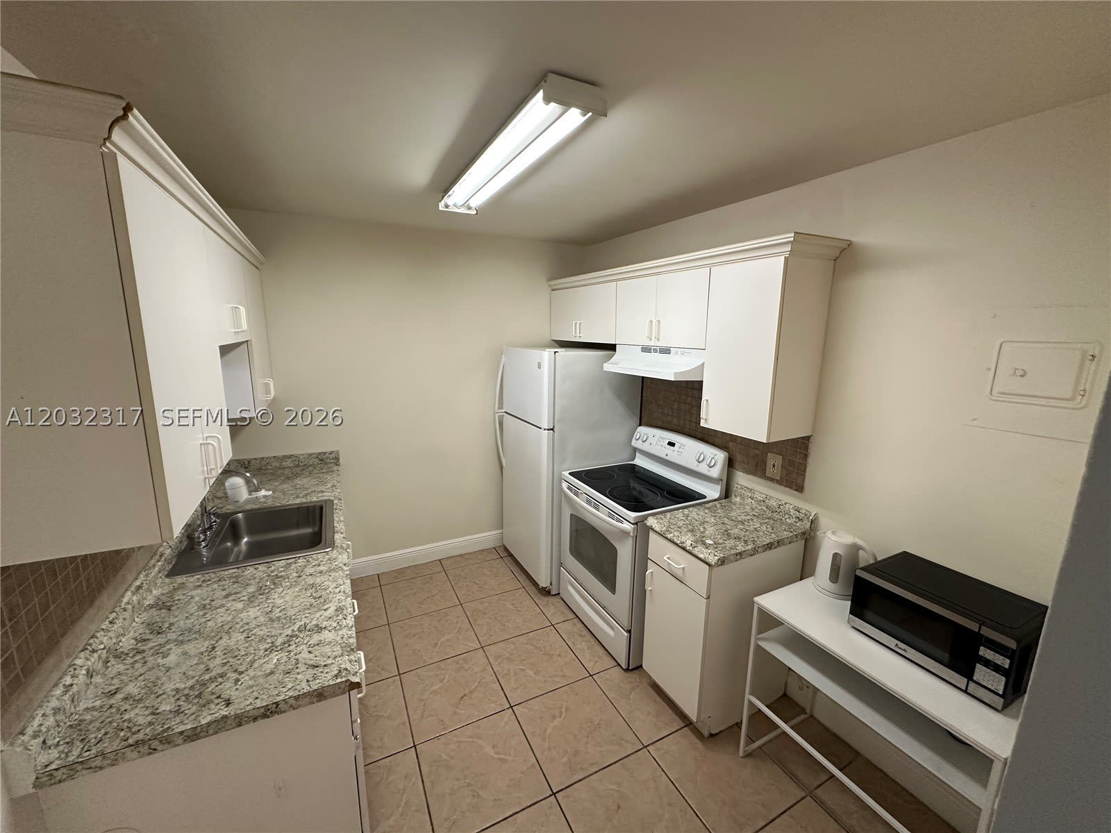 2008 JACKSON ST – photo 1