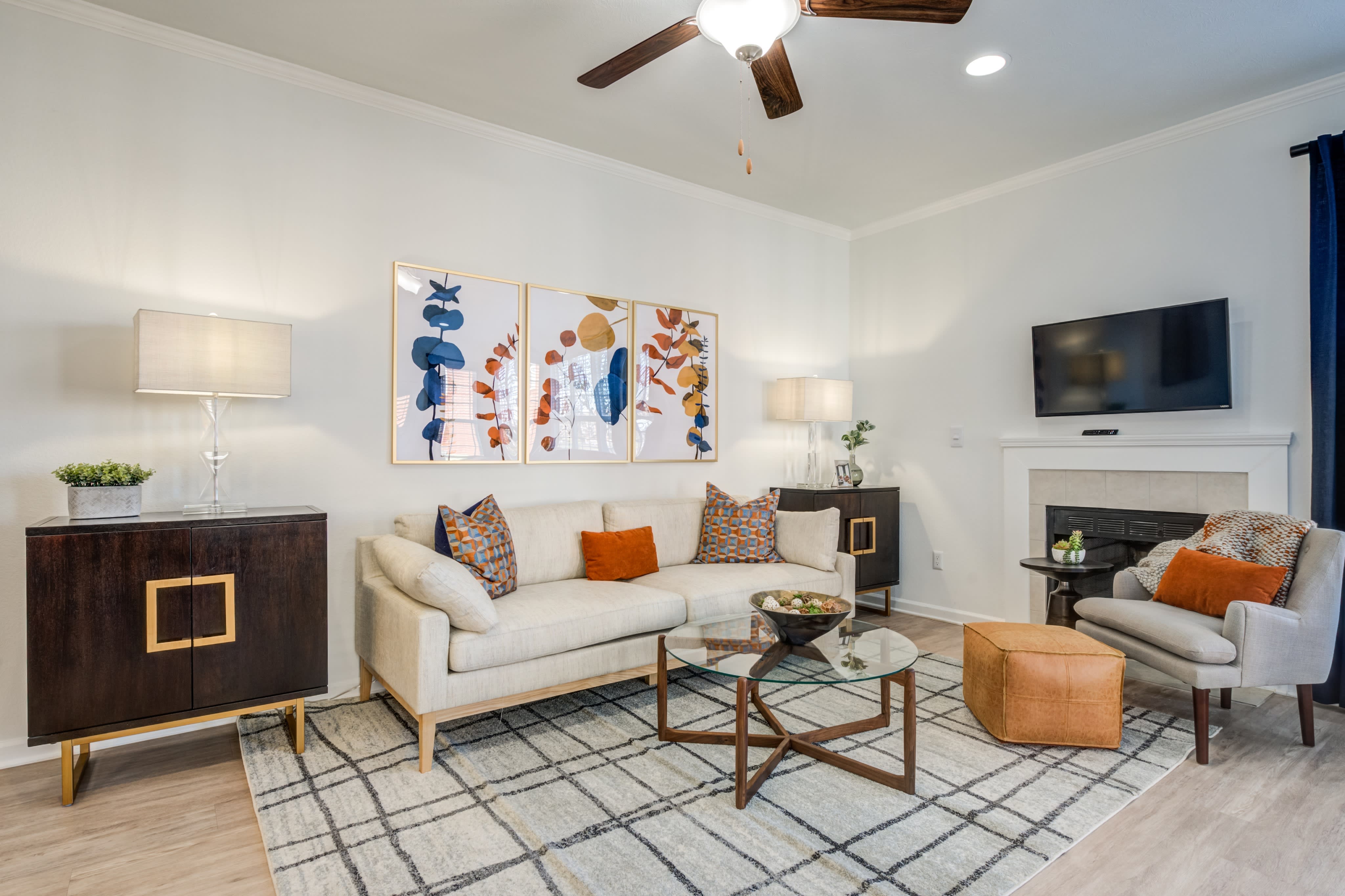 Bayview Club Apartments – photo 1