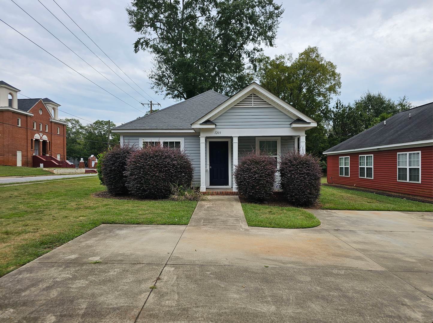 Beautiful Three Bedroom, Two Bathroom Single Family Home in Anderson, SC – photo 1