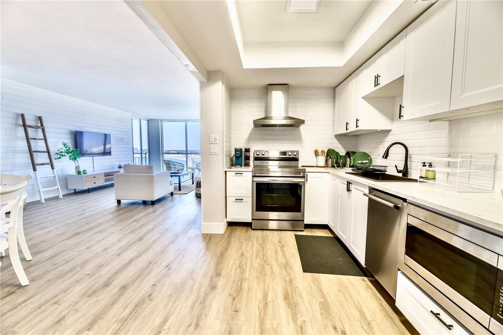 100 PIERCE Street – photo 5
