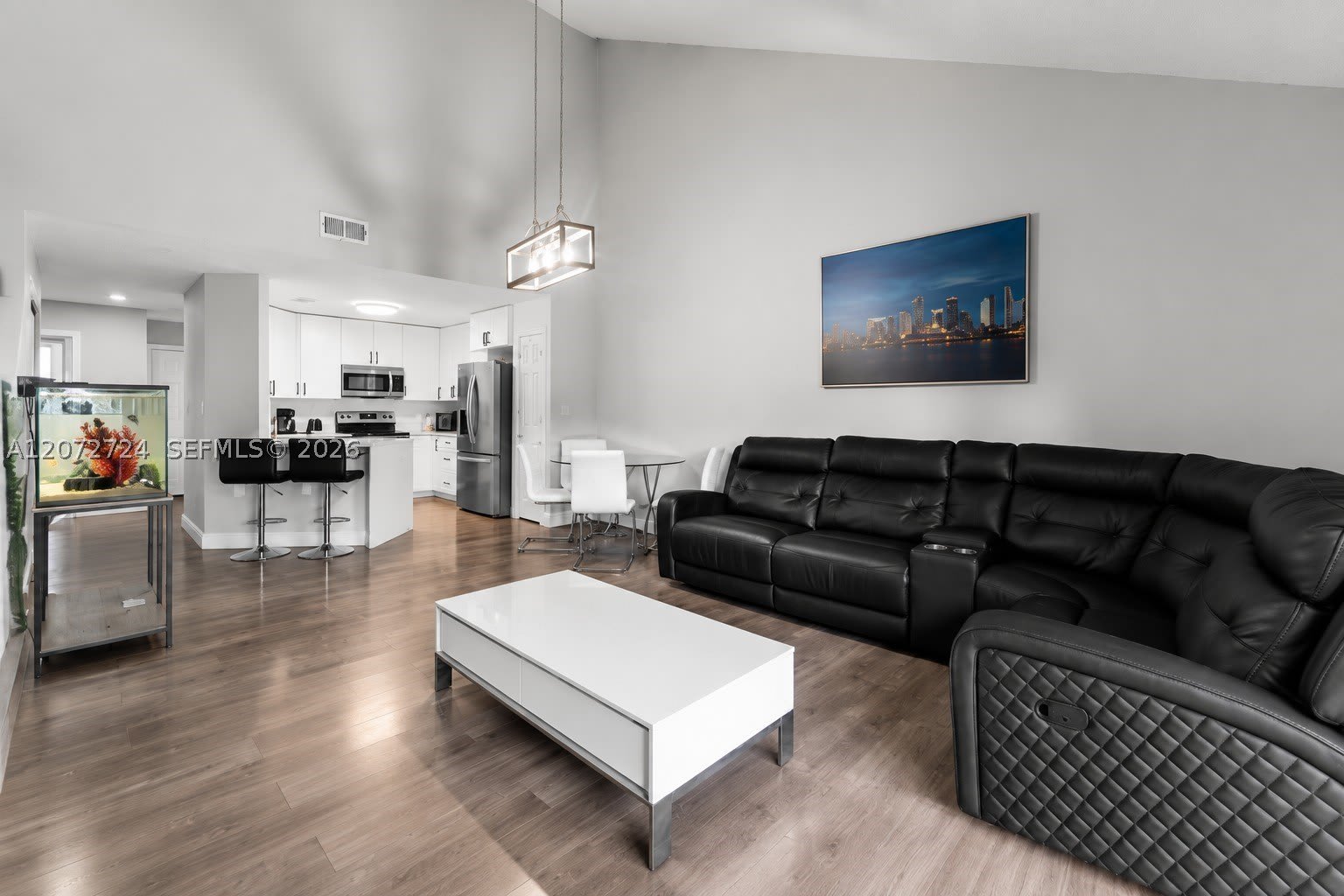 12909 SW 64th Ln – photo 4