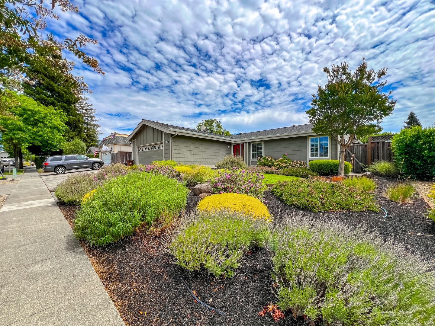 Elegant Browns Valley Four Bedroom Home – photo 3