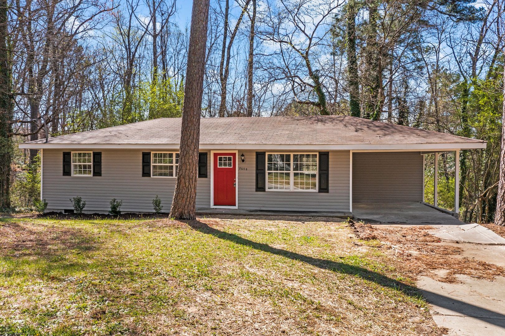 3 Bedroom Single Family Home – photo 1