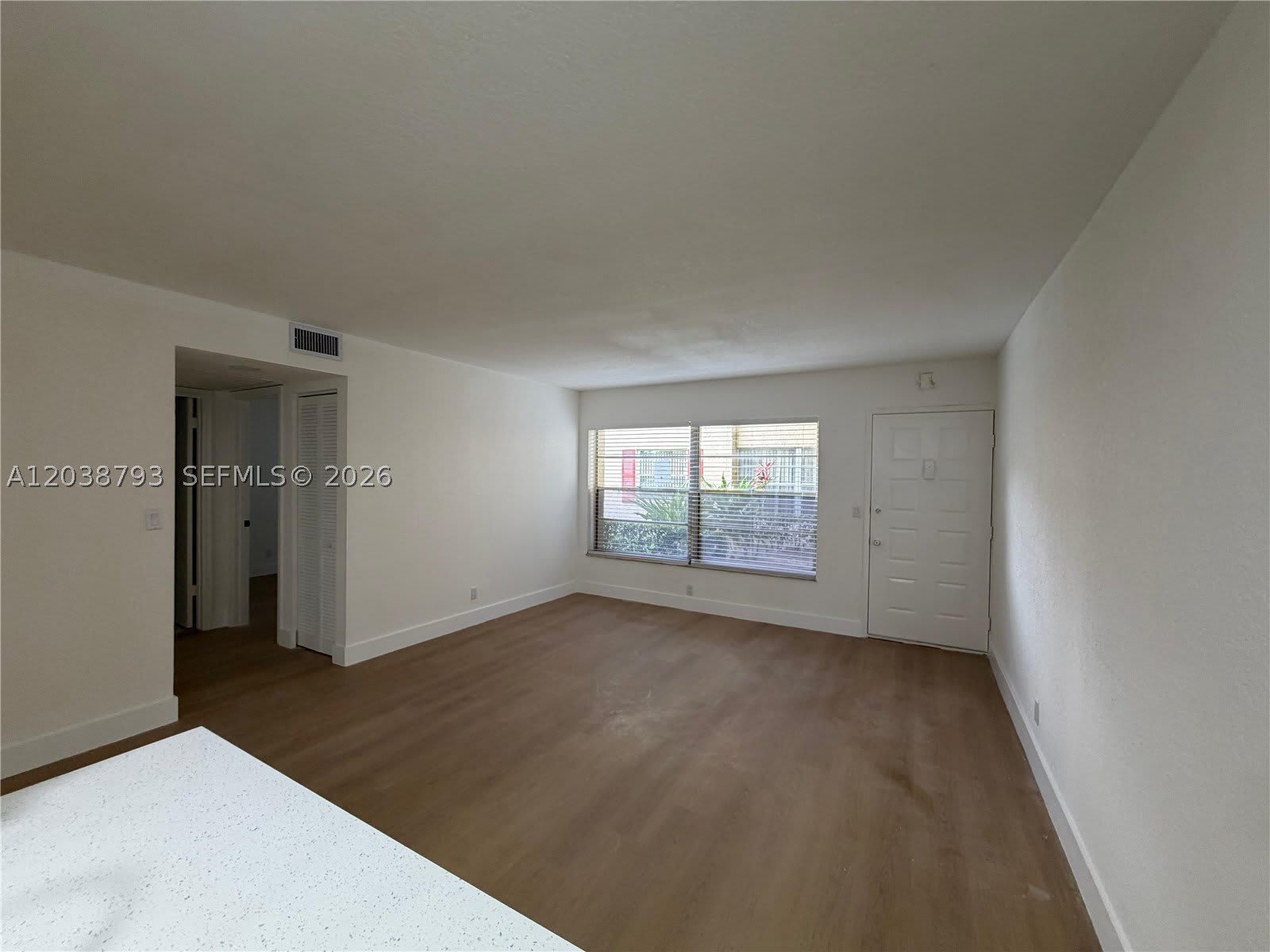 3540 N University Dr – photo 2