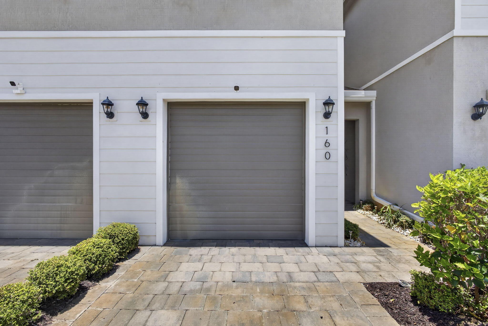 160 Bandol Street – photo 3