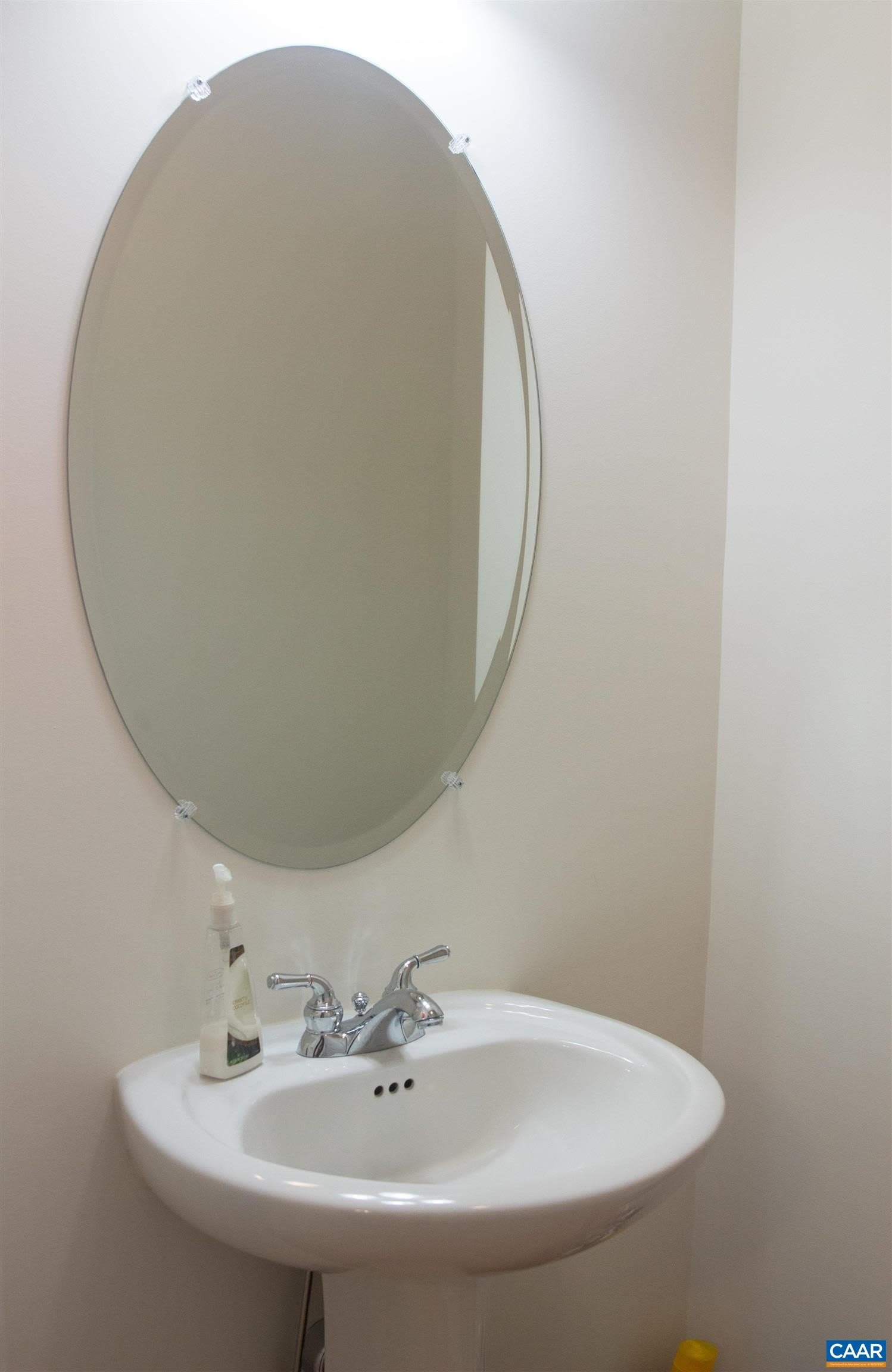 103 Longwood Dr – photo 3