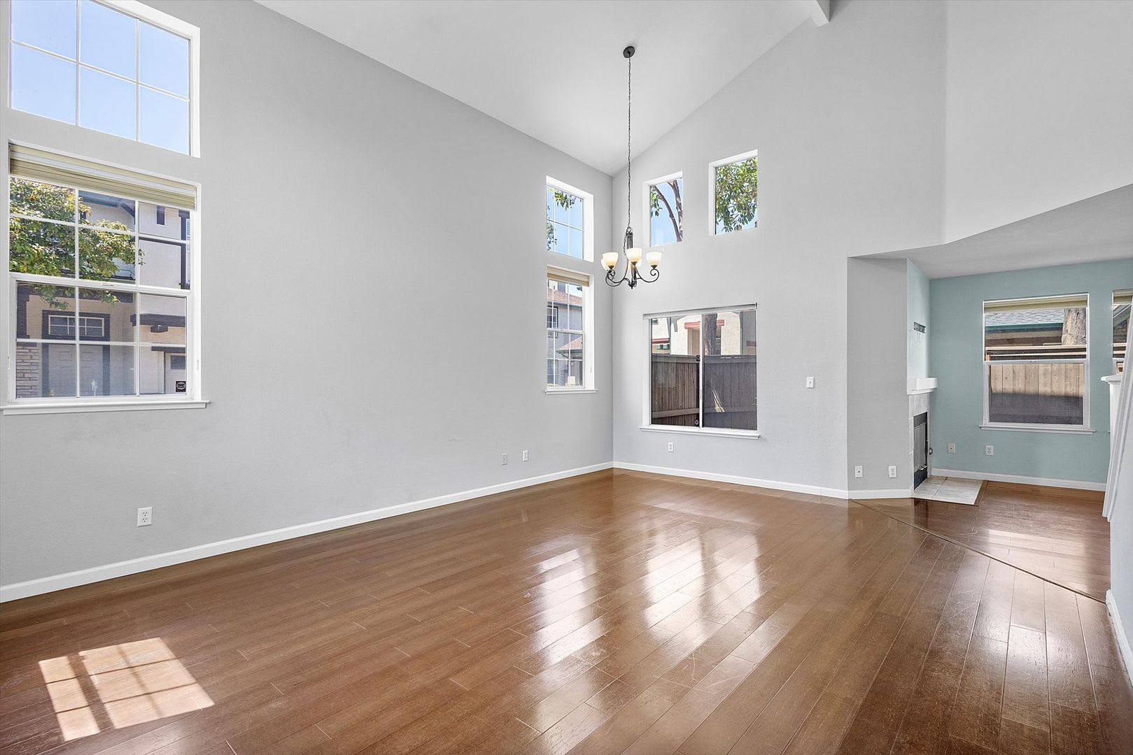 1 Challen Ct – photo 3