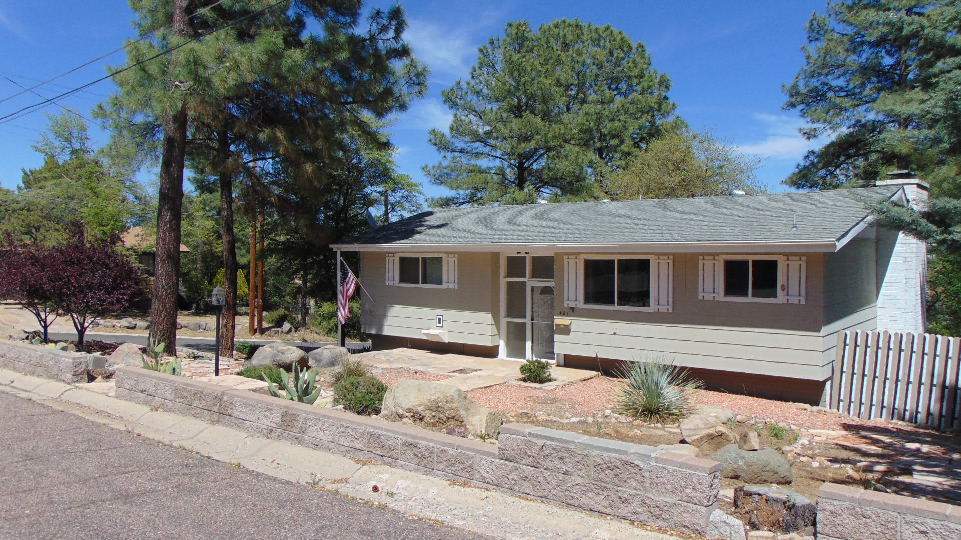 401 Canyon Springs Road*VACATION RENTAL* – photo 3
