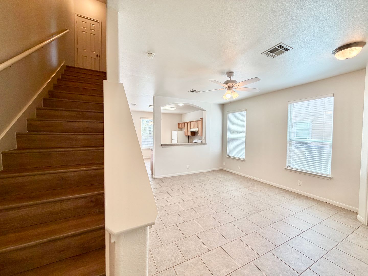Austin Duplex Available for lease – photo 3