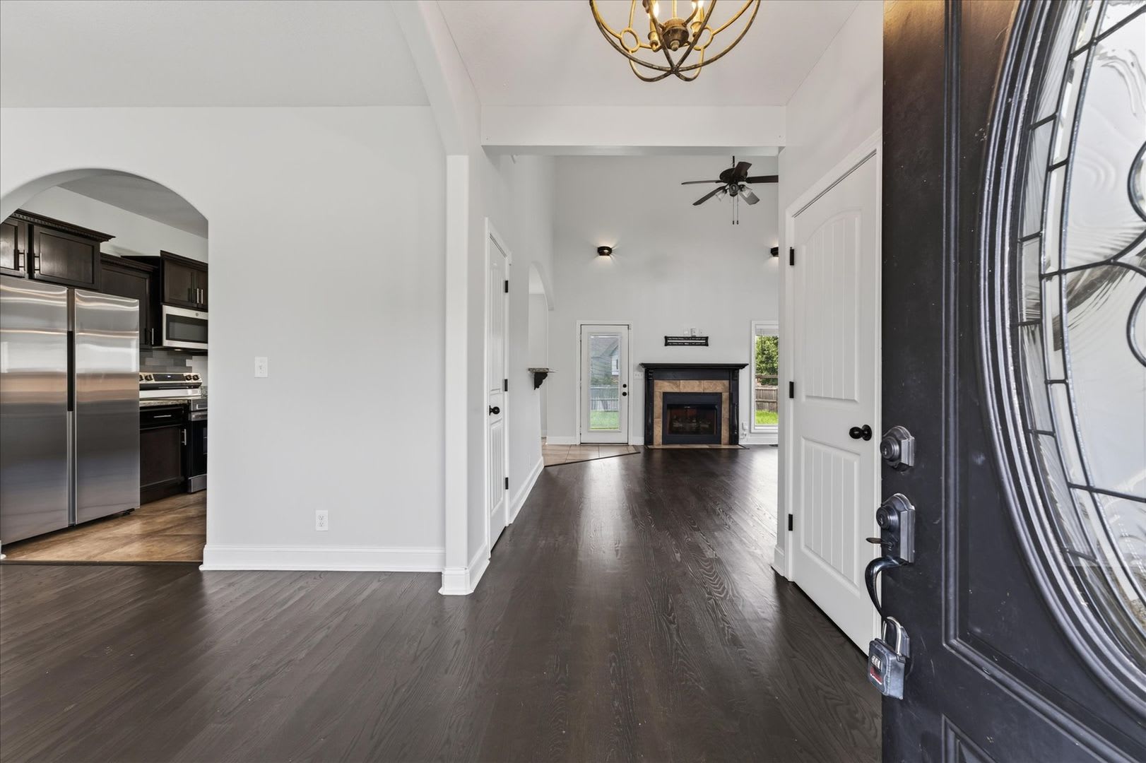 Pet Friendly Three Bedroom! – photo 5