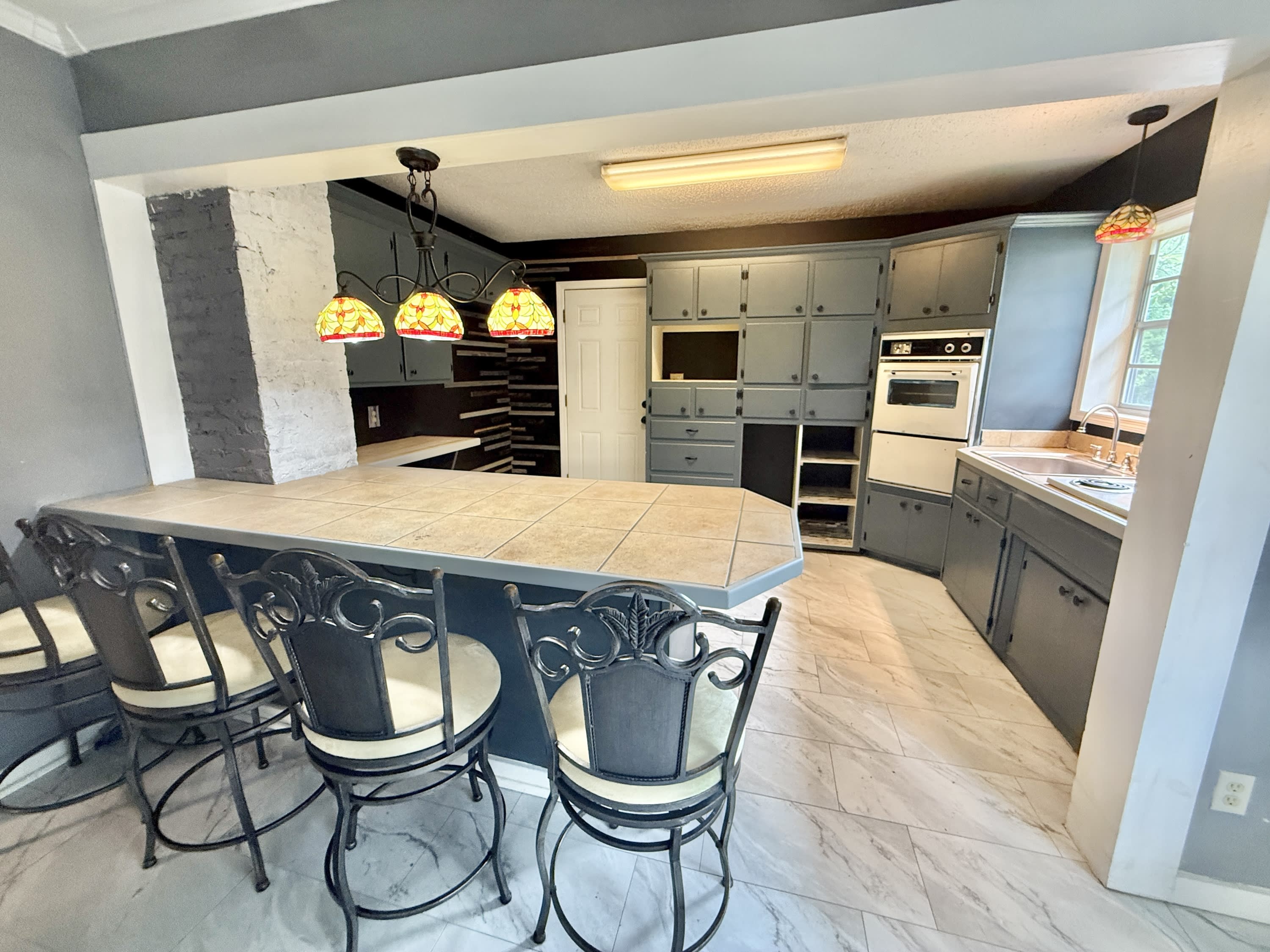 300 Richard Street – photo 5