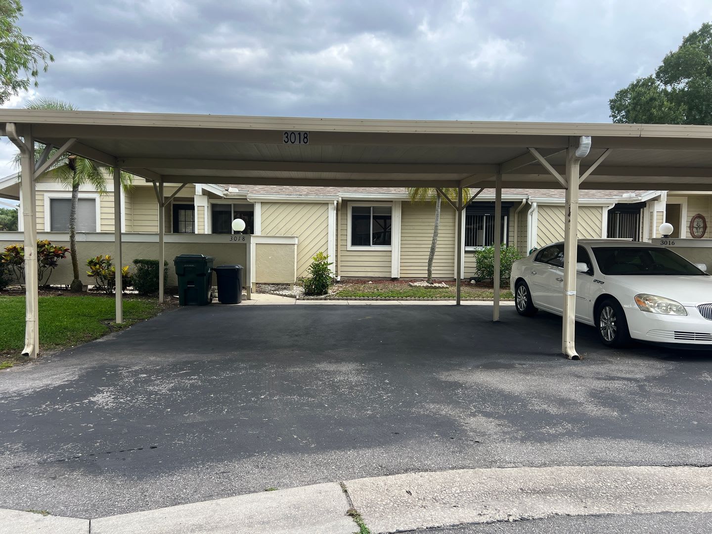 3bd/2ba, double carport; Heron Lakes Association – photo 1