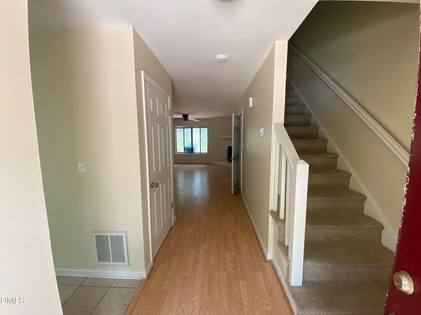 2420 Stadium Dr APT E – photo 3