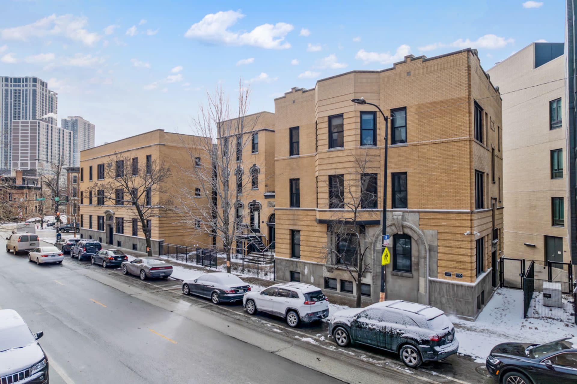 1900 N Lincoln Ave – photo 3
