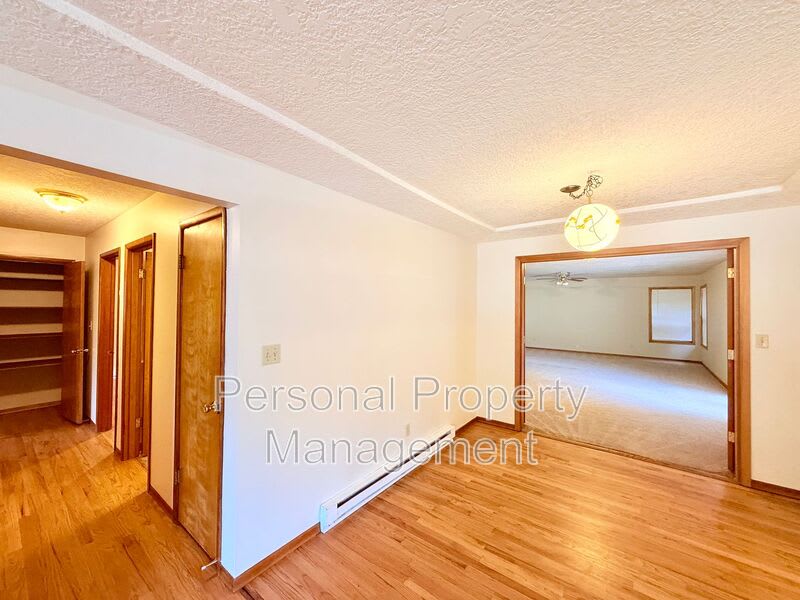 4613 Ne 39Th Ave – photo 3
