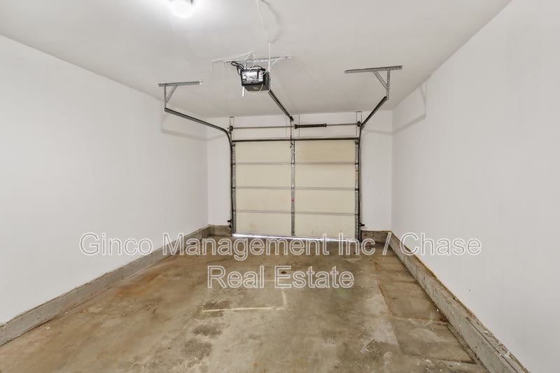 1320 East Arnold Street – photo 3