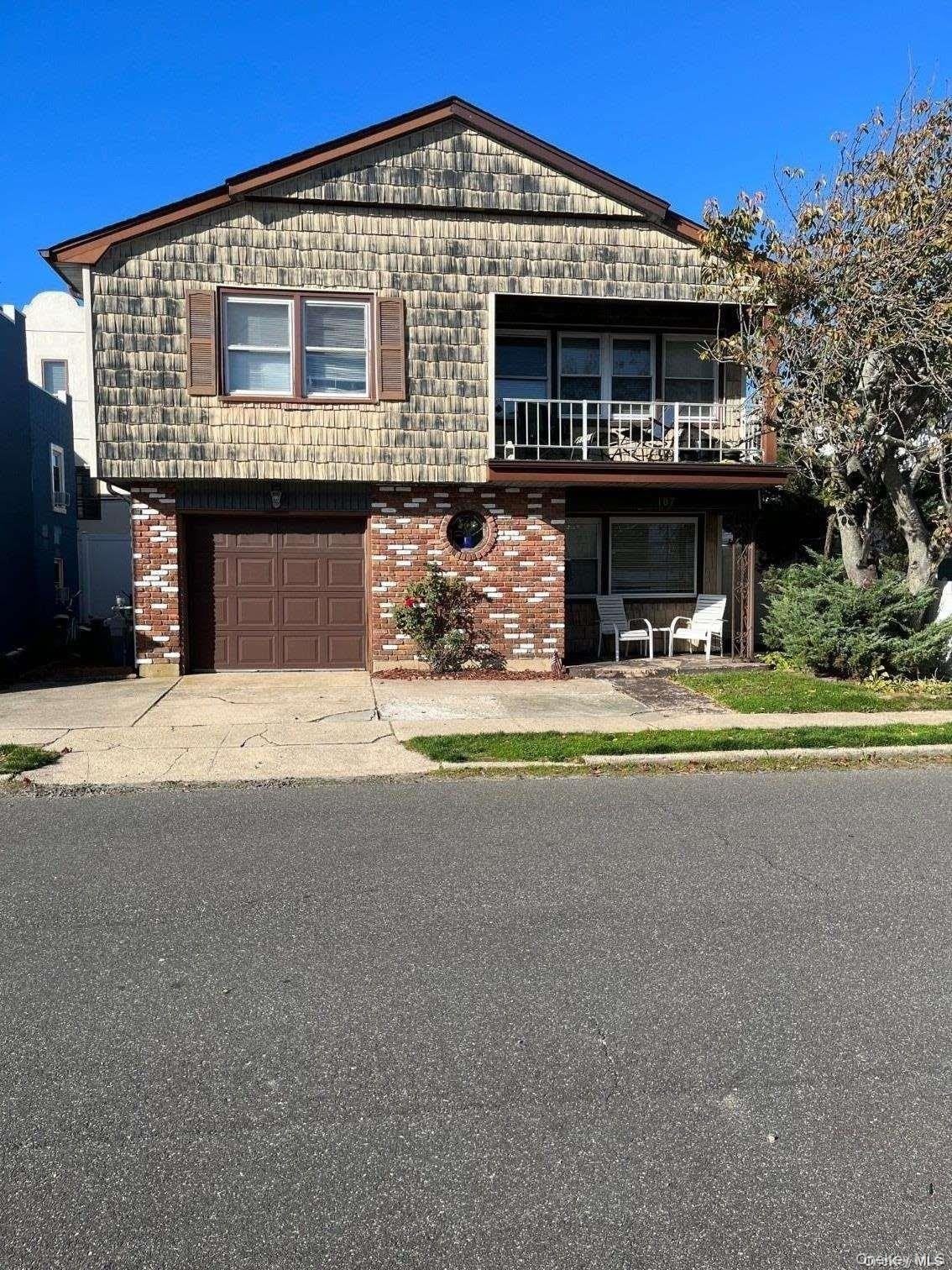 107 Mitchell Avenue – photo 1