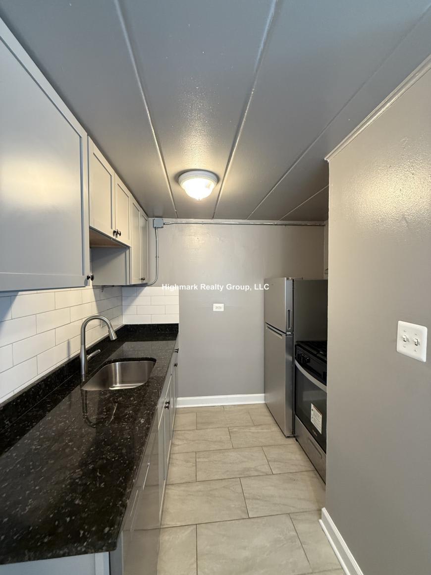 9630 Ivanhoe Ave. – photo 3