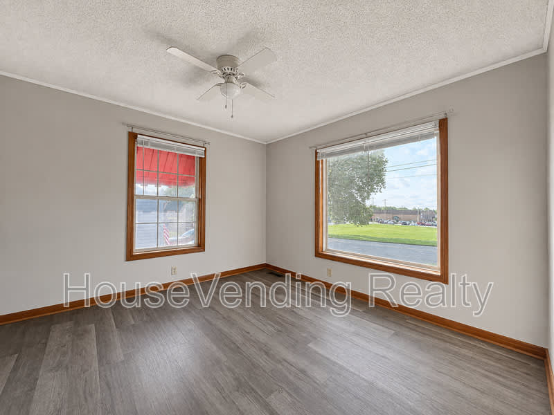 253 Atlantic Ave. – photo 5