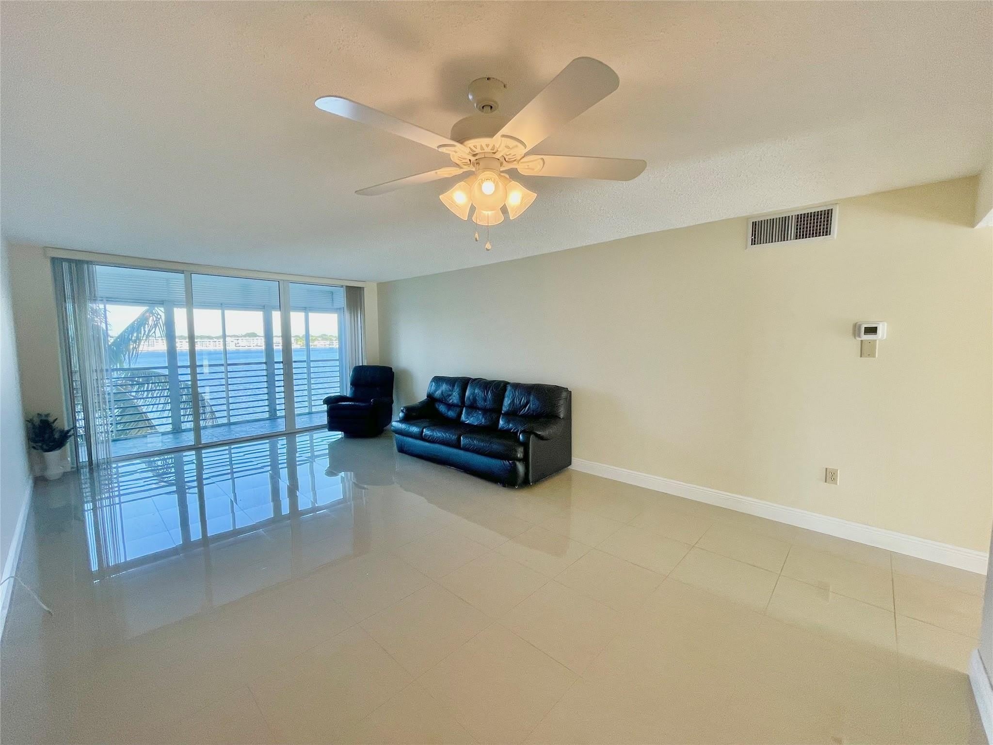 1175 NE Miami Gardens Drive – photo 5