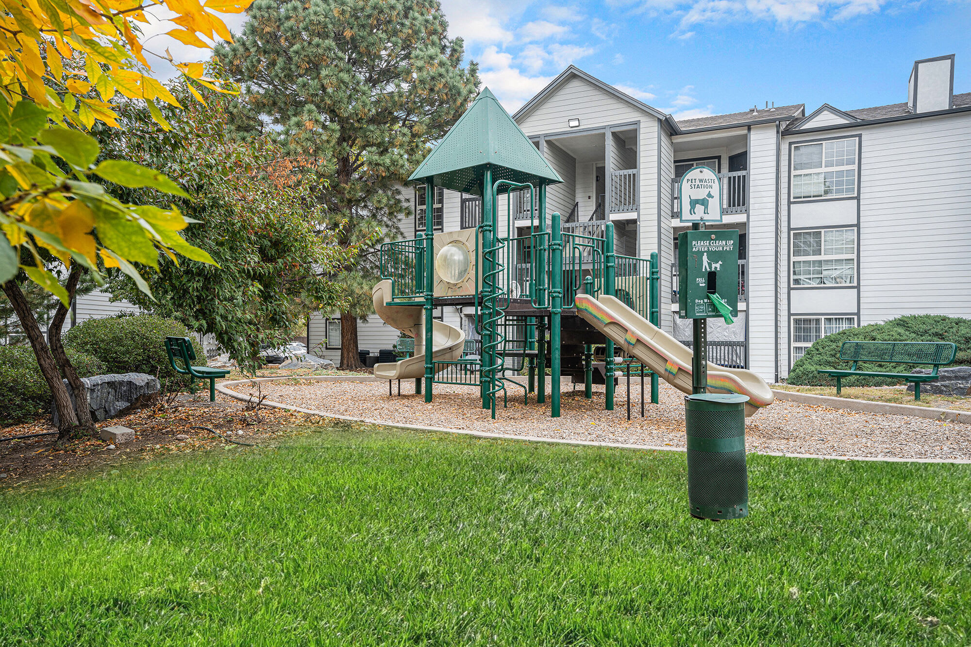 Oakdale Springs Apartments – photo 1
