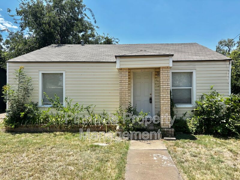309 N. Howard St. – photo 2