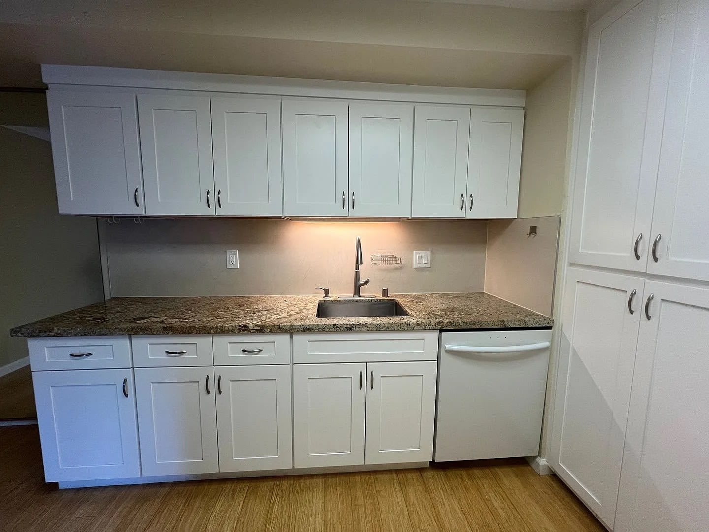1750 Halford Ave Apt 114 – photo 2