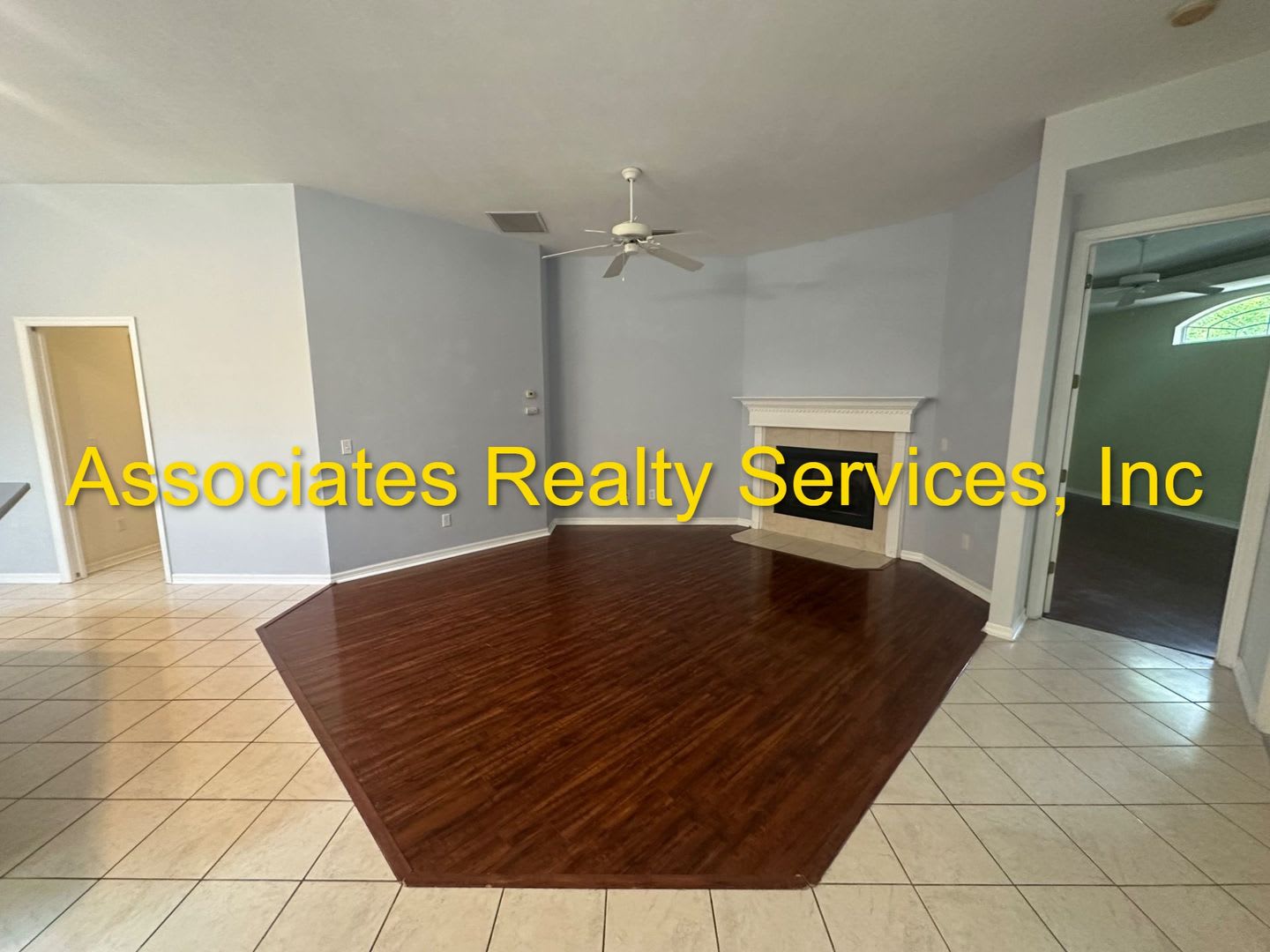Carlton Court In Haile Plantation Move In Ready – photo 3