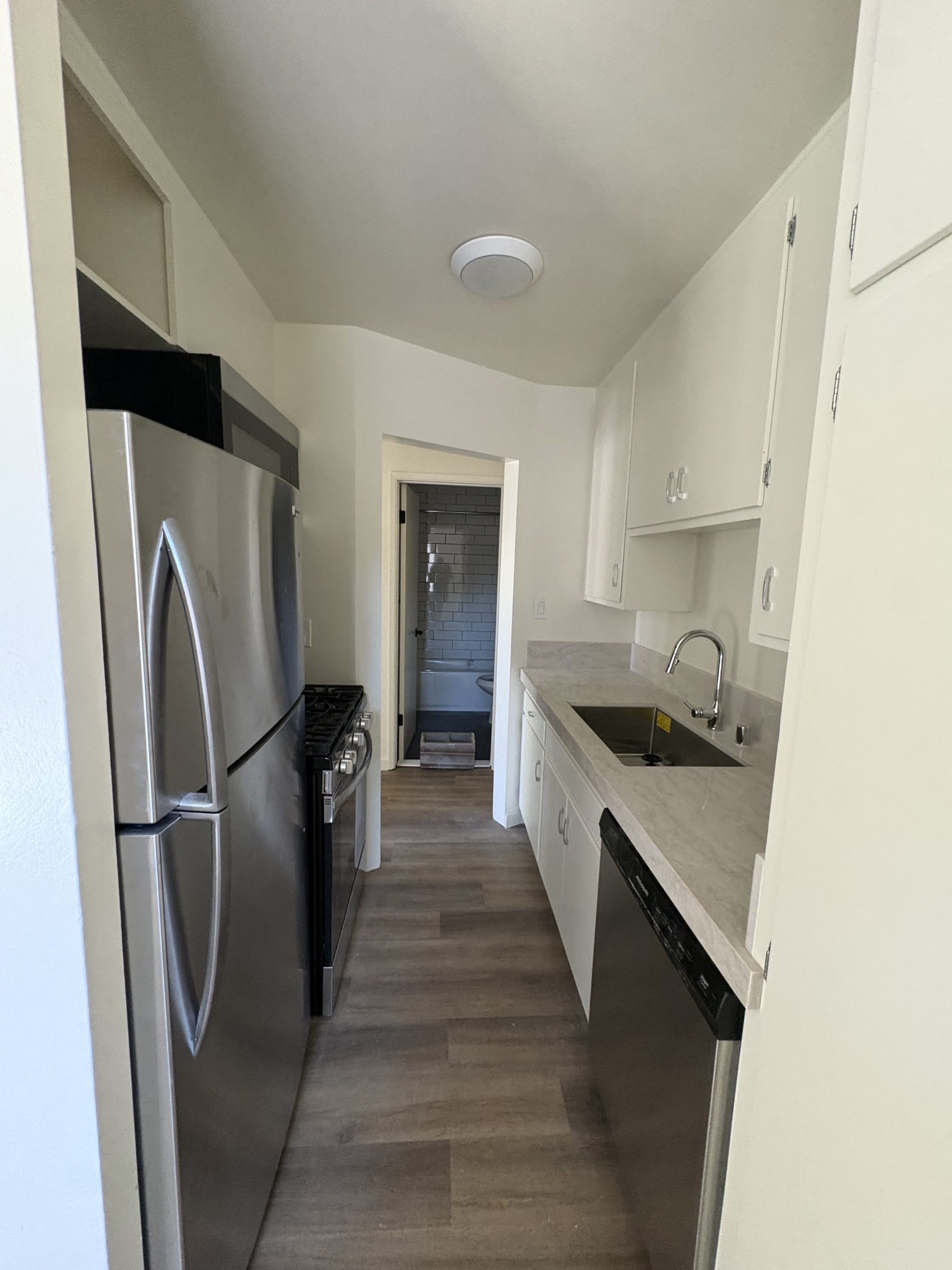 514 East Oak Street – photo 3