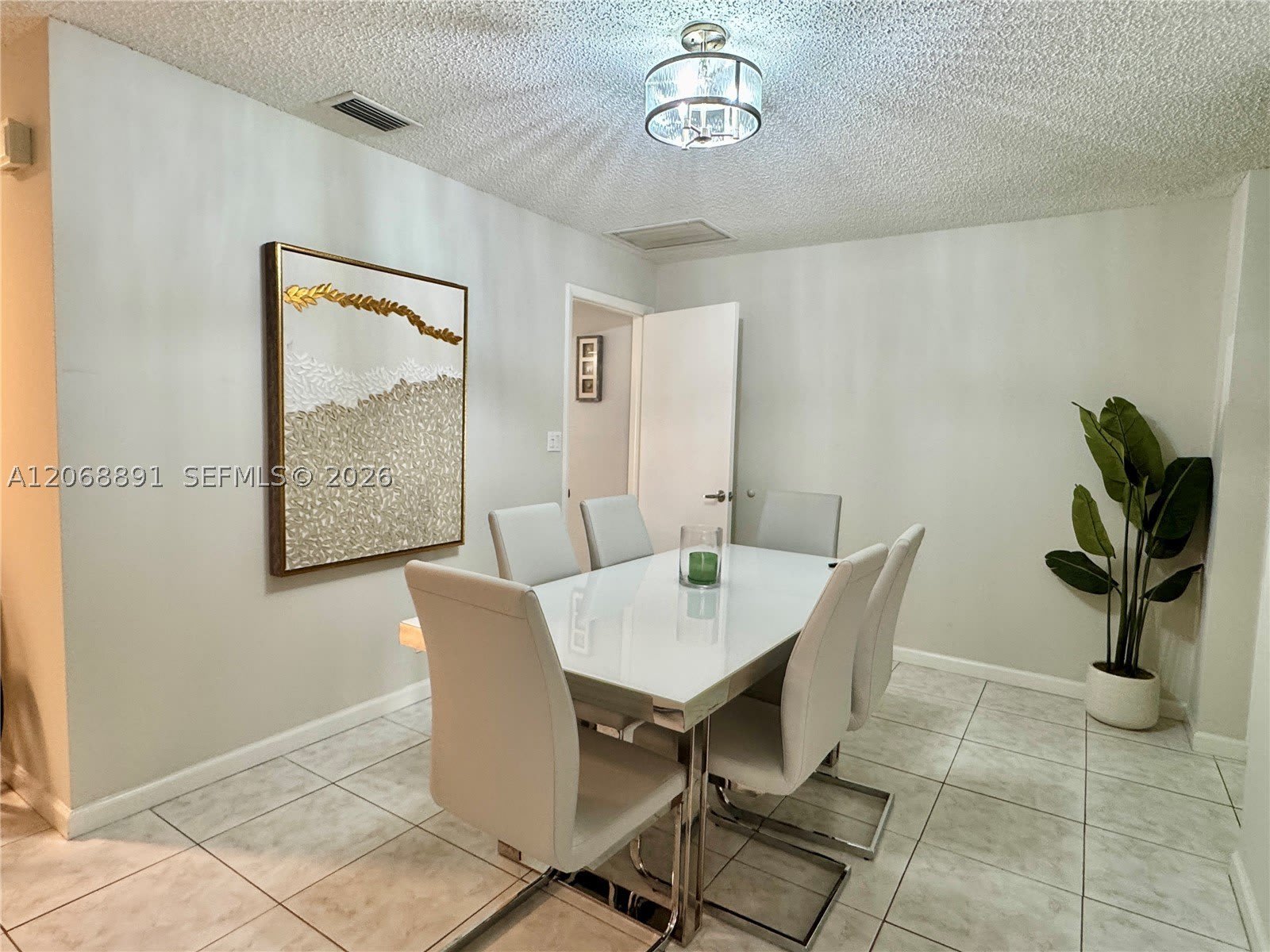 7049 Marlberry Ln – photo 5
