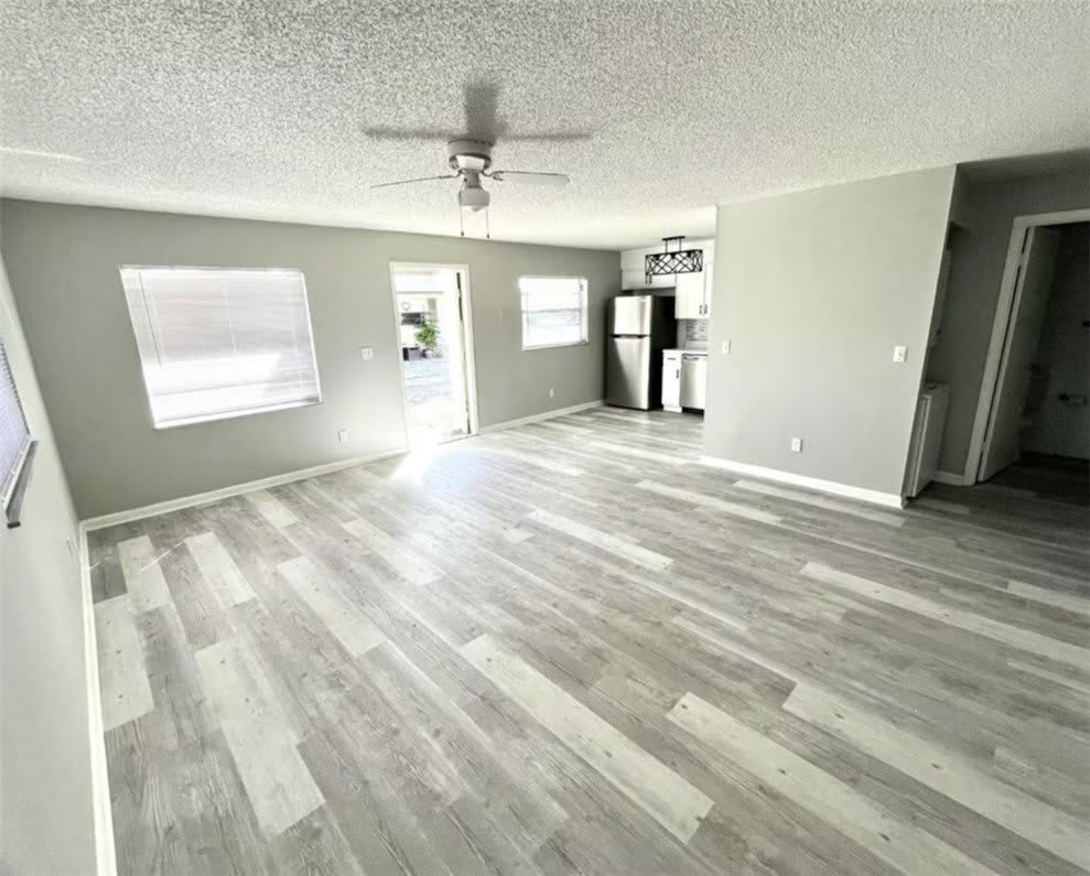 1476 40Th Avenue – photo 3
