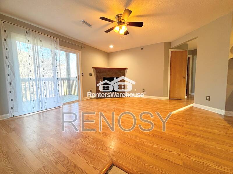 10151 Sutton Place – photo 4