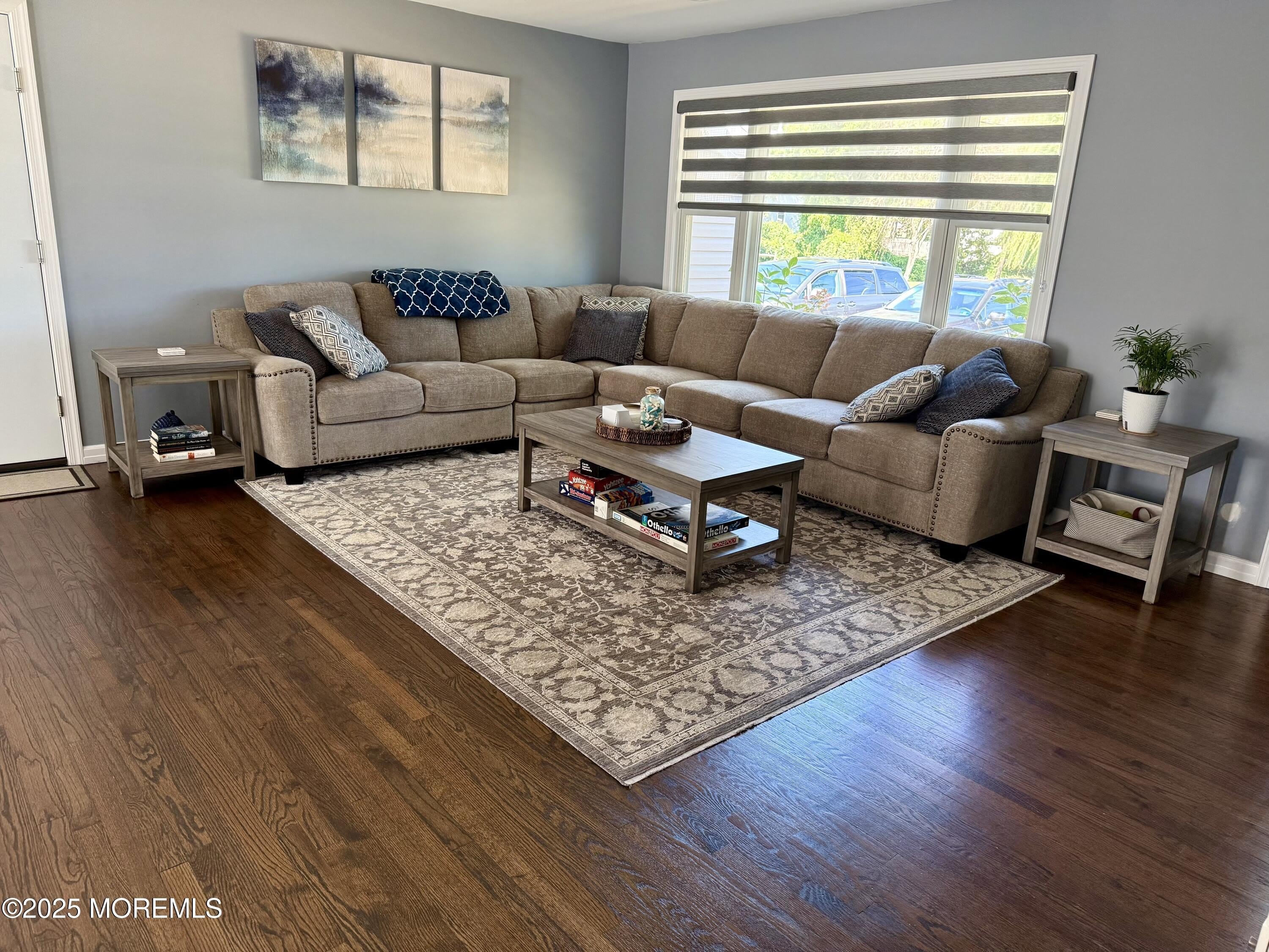 484 Branchport Avenue – photo 5