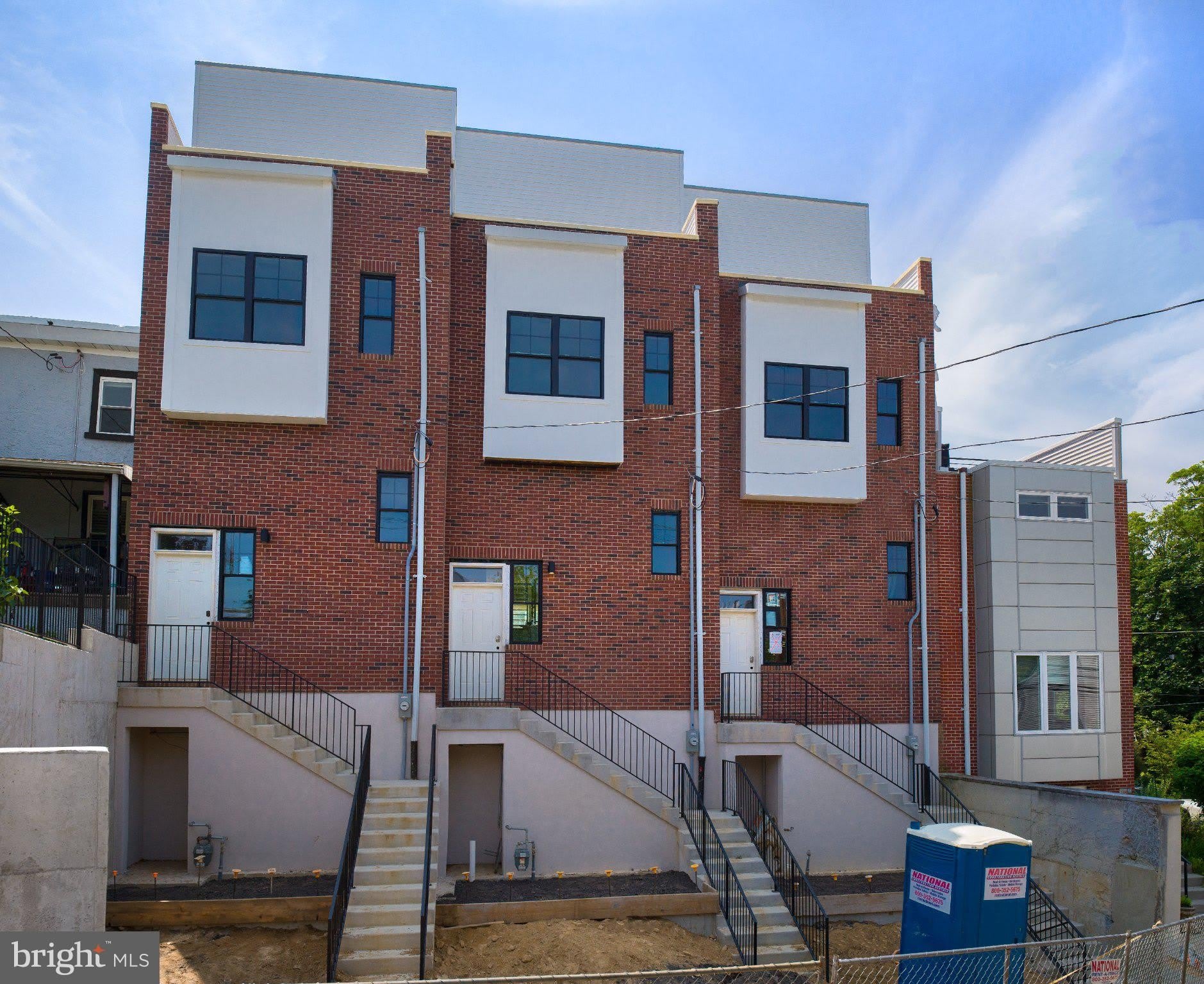303 FOUNTAIN Street – photo 1