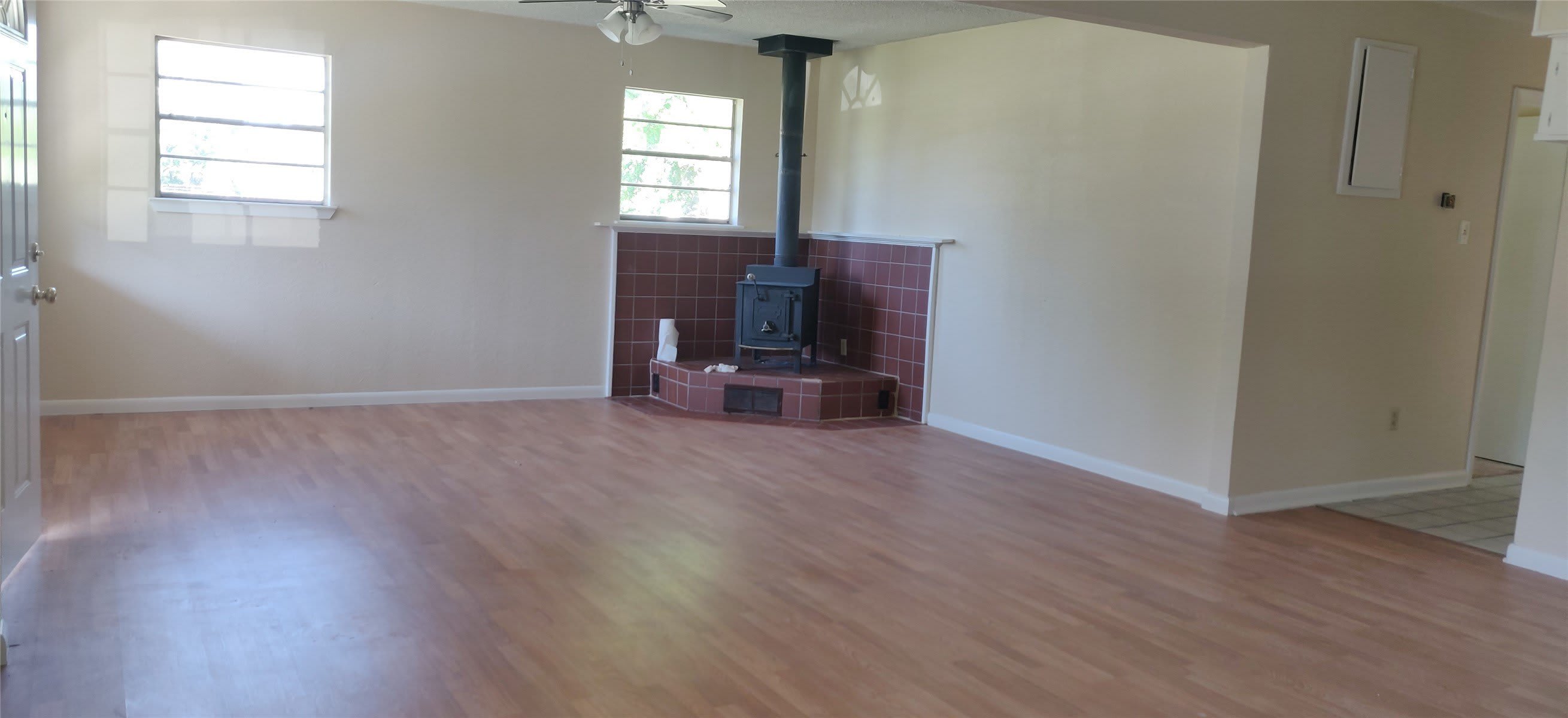 101 S Quinlan Street – photo 3